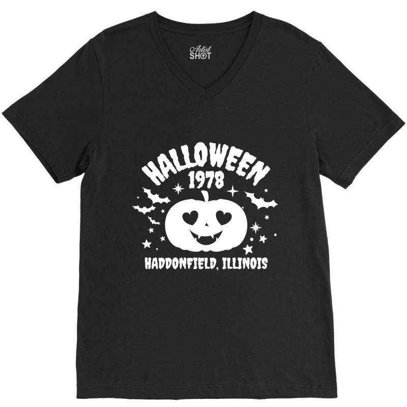 Halloween 1978 Haddonfield Illinois (2) V-Neck Tee by greggjvandervor | Artistshot