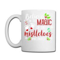 Peds Nicu Nurse Believin Magic Of Tiny Mistletoe Christmas T Shirt Coffee Mug | Artistshot