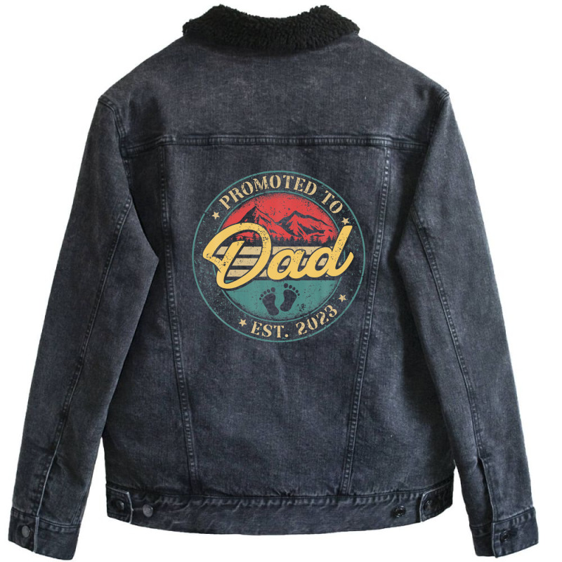 Mens Vintage New Daddy Promoted To Dad 2023 Baby Announcement Unisex Sherpa-lined Denim Jacket | Artistshot