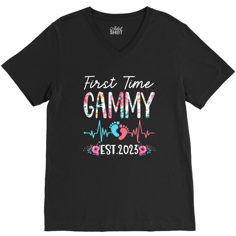 First Time Gammy 2023 Mothers Day Christmas Soon To Be Mom V-neck Tee | Artistshot