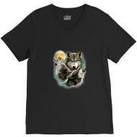 Three Wolves Howling In Moonlight V-neck Tee | Artistshot