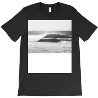 Black And White Ocean Wave T-shirt | Artistshot