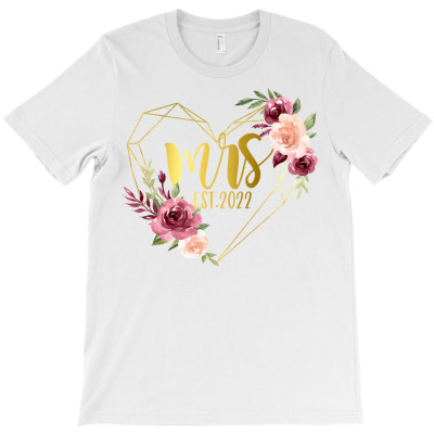 Floral Heart Mrs Est 2022 Pullover Hoodie T-shirt Designed By Figuer Vanzur