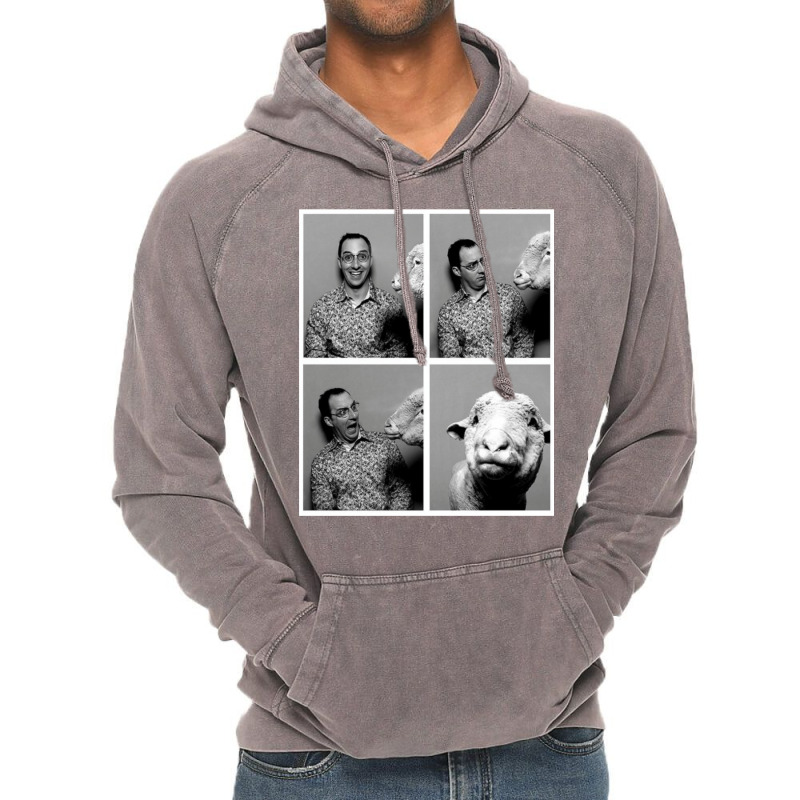 Arrested Development Buster Bluth  T Aesthetic Summer Vintage Hoodie by didamyeten3 | Artistshot