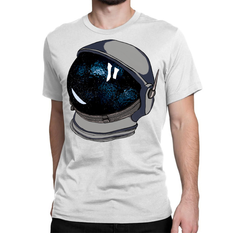 Astronauts Helmet  In The Space Classic  (1) Classic T-shirt by kaistosylinj | Artistshot