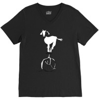 Goat On A Unicycle Classic V-neck Tee | Artistshot