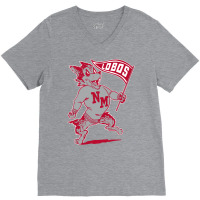 Vintage Looking Unm Lobos Yellow Red V-neck Tee | Artistshot