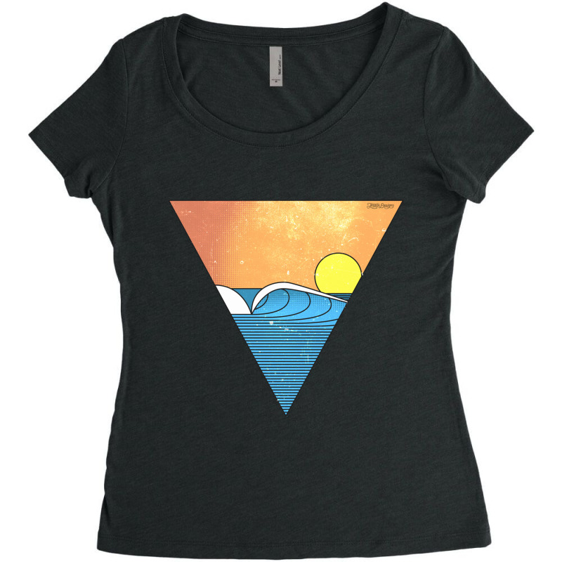 Minimal Wave Women's Triblend Scoop T-shirt by CHRISTIANKSON | Artistshot