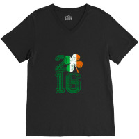 Year 2016 St Patrick's Day V-neck Tee | Artistshot