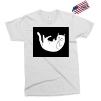 Cat Lying Down Poster Green Exclusive T-shirt | Artistshot