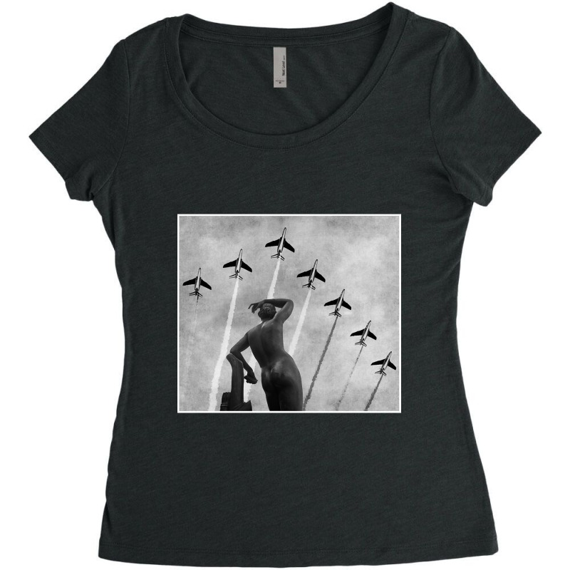 Limited Edition Female Figure Sculpture Women's Triblend Scoop T-shirt by Crews Micki | Artistshot