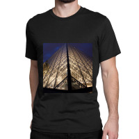 Light Up The Pyramid At Night At The Louvre Classic T-shirt | Artistshot