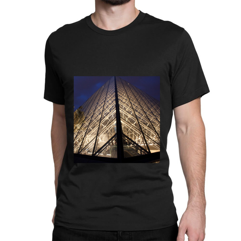 Light Up The Pyramid At Night At The Louvre Classic T-shirt | Artistshot