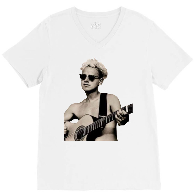 Matin Gore With A Guitar (transparent V-Neck Tee by michaoguirink | Artistshot