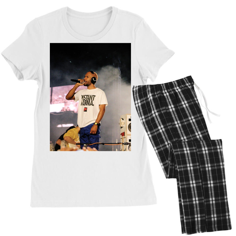 Frank Live Stage Concert Women's Pajamas Set by davepostlisa | Artistshot