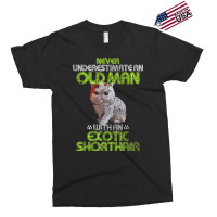 An Old Man With An Exotic Shorthair Gift Exclusive T-shirt | Artistshot