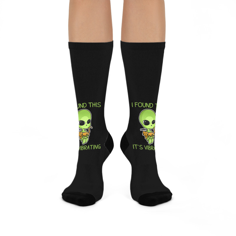 I Found This Its Vibrating Funny Aliens Cat Lovers Owner 34 Crew Socks | Artistshot