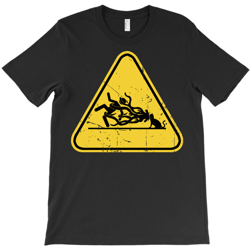 Flerken Hazard T-Shirt by riquelhubbya | Artistshot