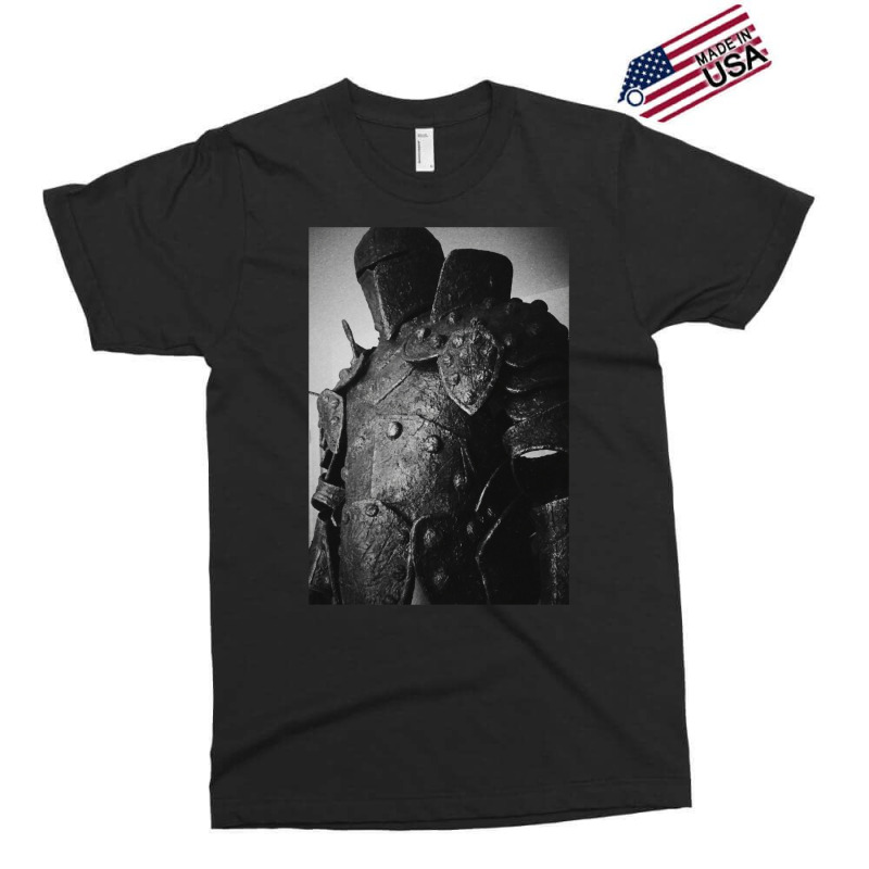 Dreadnought Armour Proof Of Concept Film Backer Bw Classic  Summer Ret Exclusive T-shirt | Artistshot