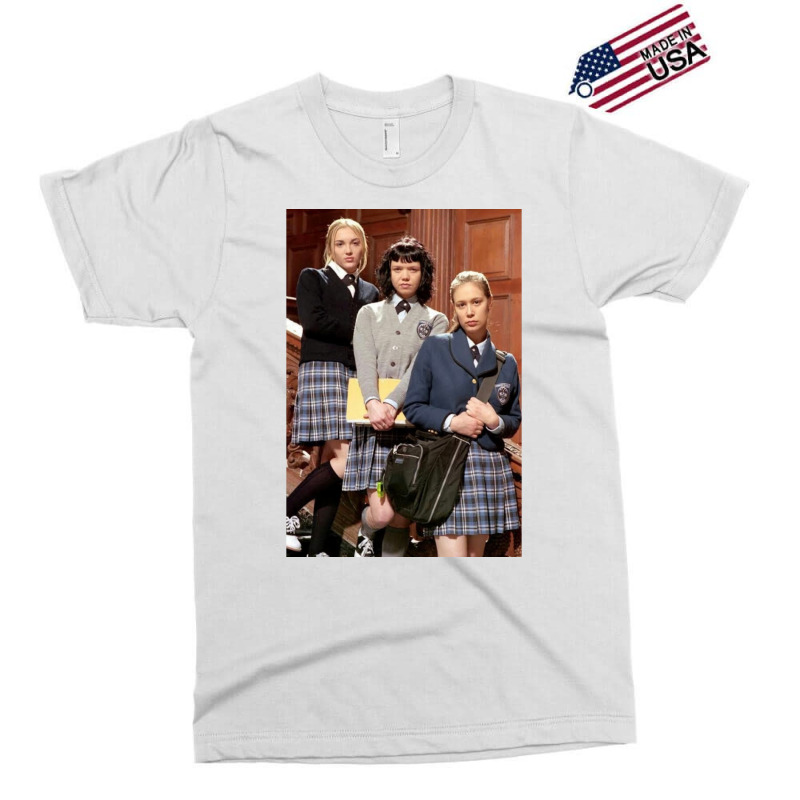 Louise Madeline Paris Poster Stars Exclusive T-shirt | Artistshot