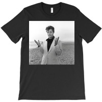 Marcello Mastroianni 02 T-shirt | Artistshot