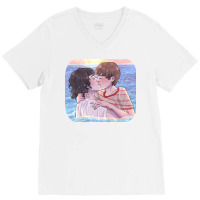 Byler Kissing In The Ocean V-neck Tee | Artistshot