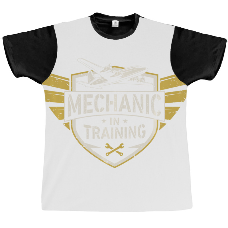 Hot Trend Aircraft Mechanic In Training Aviation School Amt Student Graphic T-shirt | Artistshot