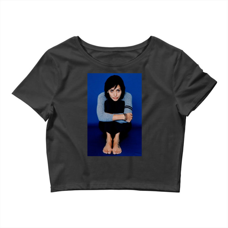 Natalie Imbruglia  Gift For Girlfriend  Natalie Imbruglia Lover Stic Crop Top by CAMMIGRAHAM | Artistshot