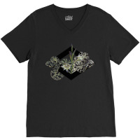 Atheris Squamigera “tiger” And Gladiolus In A Black Diamond V-neck Tee | Artistshot