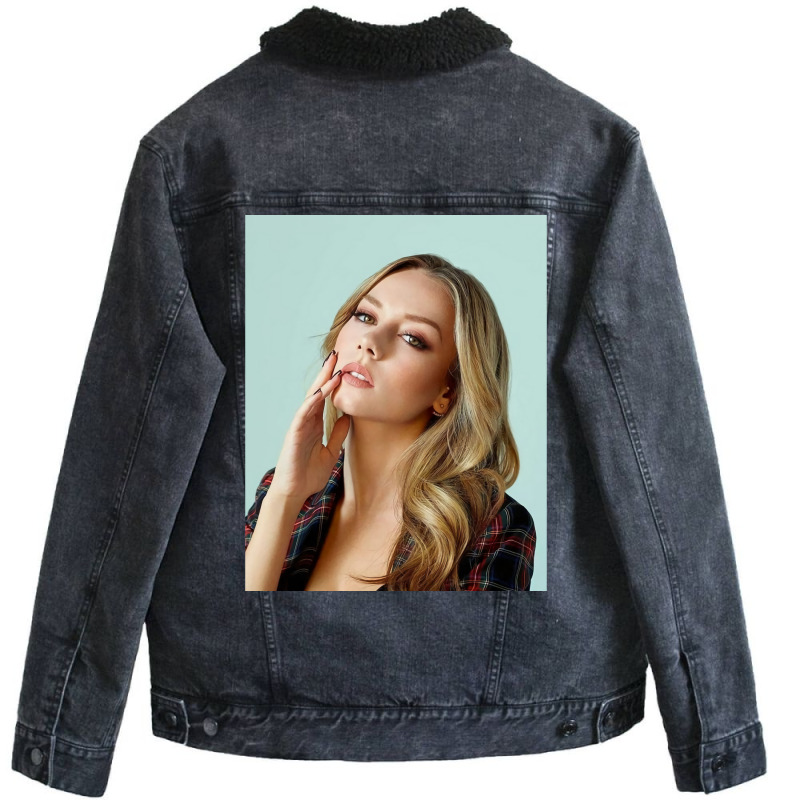 Ester Expsito Elite La Poster Cool Unisex Sherpa-Lined Denim Jacket by ferrarperishc | Artistshot