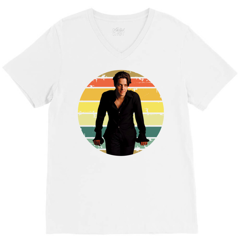 Hugh Grant Mugshot Classic  Stars Gift V-Neck Tee by takazaniehofa | Artistshot