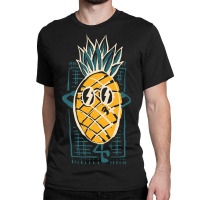 Pineapple Sunbathe Classic T-shirt | Artistshot