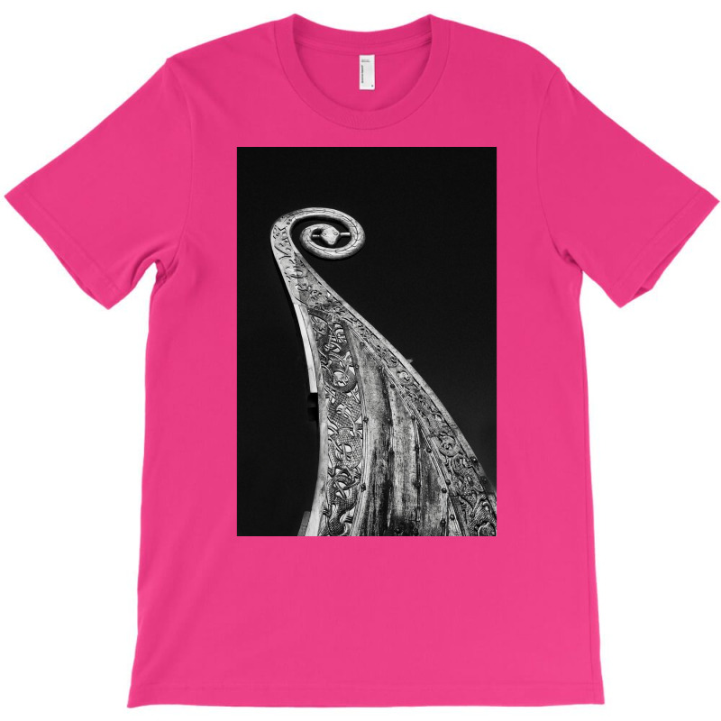 Saga Oseberg  80s Cute T-shirt | Artistshot