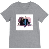 Lyatt Family Poster Vintage V-neck Tee | Artistshot