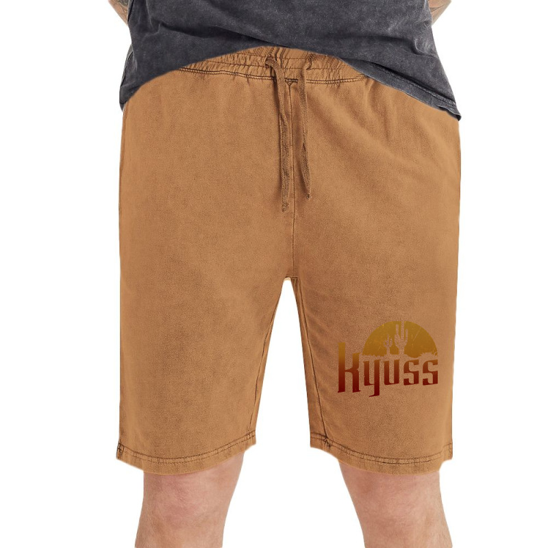 Kyuss  Essential Vintage Short by mauschruonan2 | Artistshot