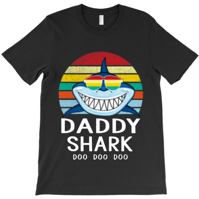 Fun Daddy Shark T-shirt Designed By Warning