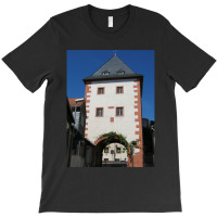 Oppenheim Portraits T-shirt | Artistshot