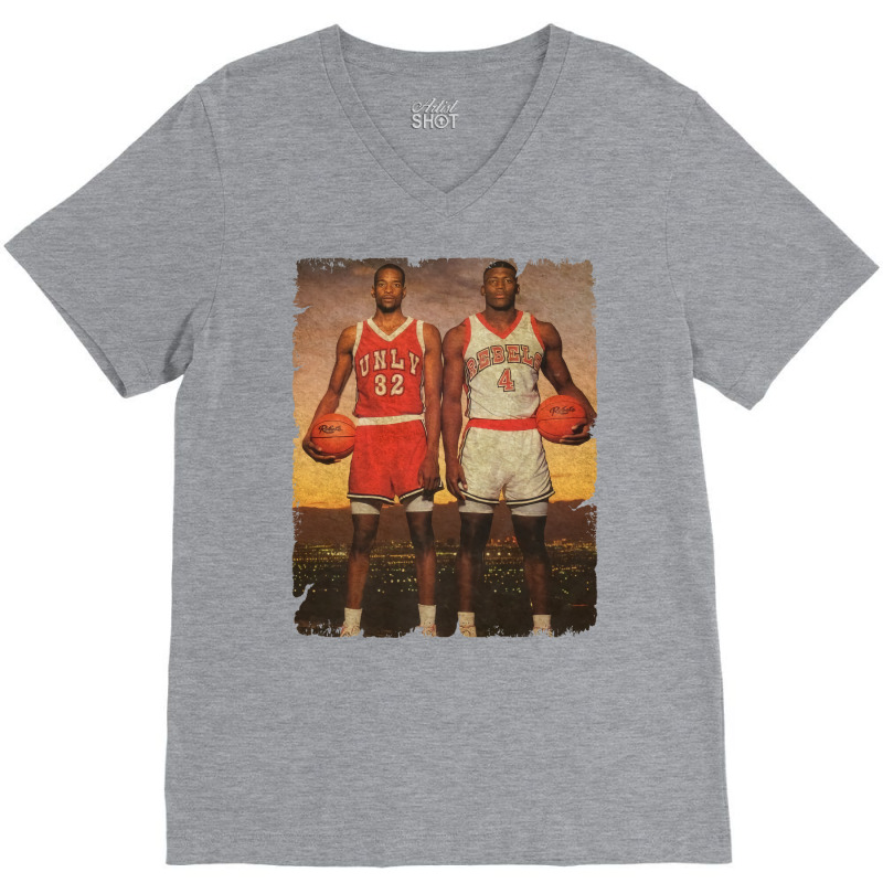 Stacey Augmon And Larry Johnson 1991 80s V-Neck Tee by divizazitawik | Artistshot