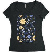 Simple Cute Flower Pattern Women's Triblend Scoop T-shirt | Artistshot