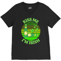 Kiss Me Im Irish T  Shirtkiss Me I’m Irish T  Shirt (6) V-neck Tee | Artistshot