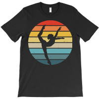 Majorette T  Shirt Baton Twirling Silhouette On A Distressed Retro Sun T-shirt | Artistshot