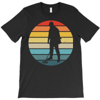 Metal T  Shirt Metal Detector Silhouette On A Distressed Retro Sunset T-shirt | Artistshot