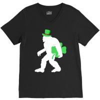 St Patricks Day Bigfoot Clover T  Shirt St Patricks Day Bigfoot Clover V-neck Tee | Artistshot