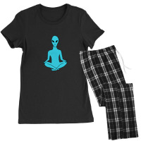 Alien Yoga Women's Pajamas Set | Artistshot