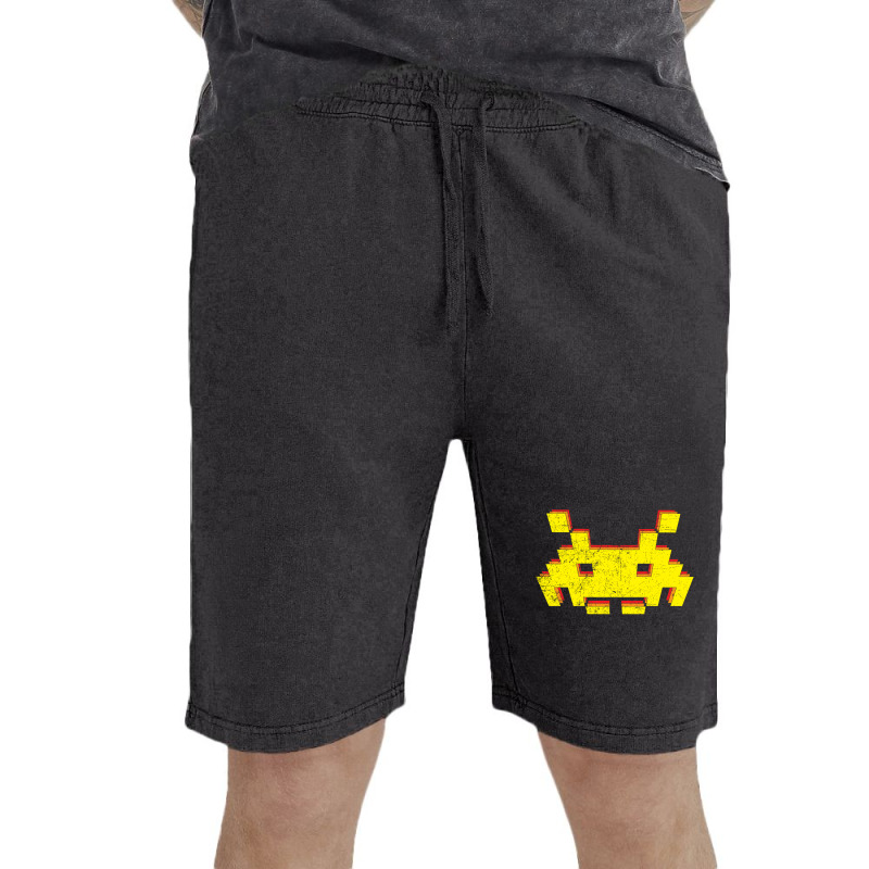 Space Invaders 80s Vintage Short by sadakmnie | Artistshot