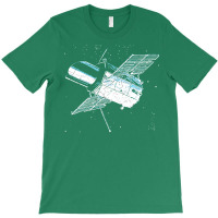 Space Telescope Nature T-shirt | Artistshot