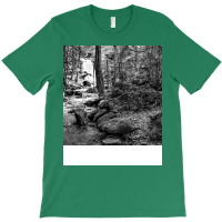 Black And White Landscape Cool Girl T-shirt | Artistshot