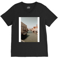 Venice River Architecture Photography Historical Buildings Hipster V-neck Tee | Artistshot