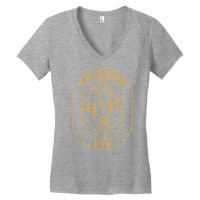 Colorado Mountains Usa Hiking Outdoors Minimal T Shirt Women's V-neck T-shirt | Artistshot