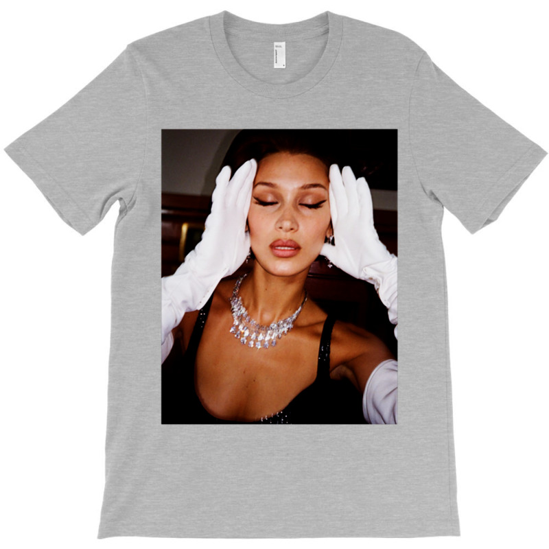 Bella Hadid Perfect Gift  Bella Hadid 1 T-shirt | Artistshot